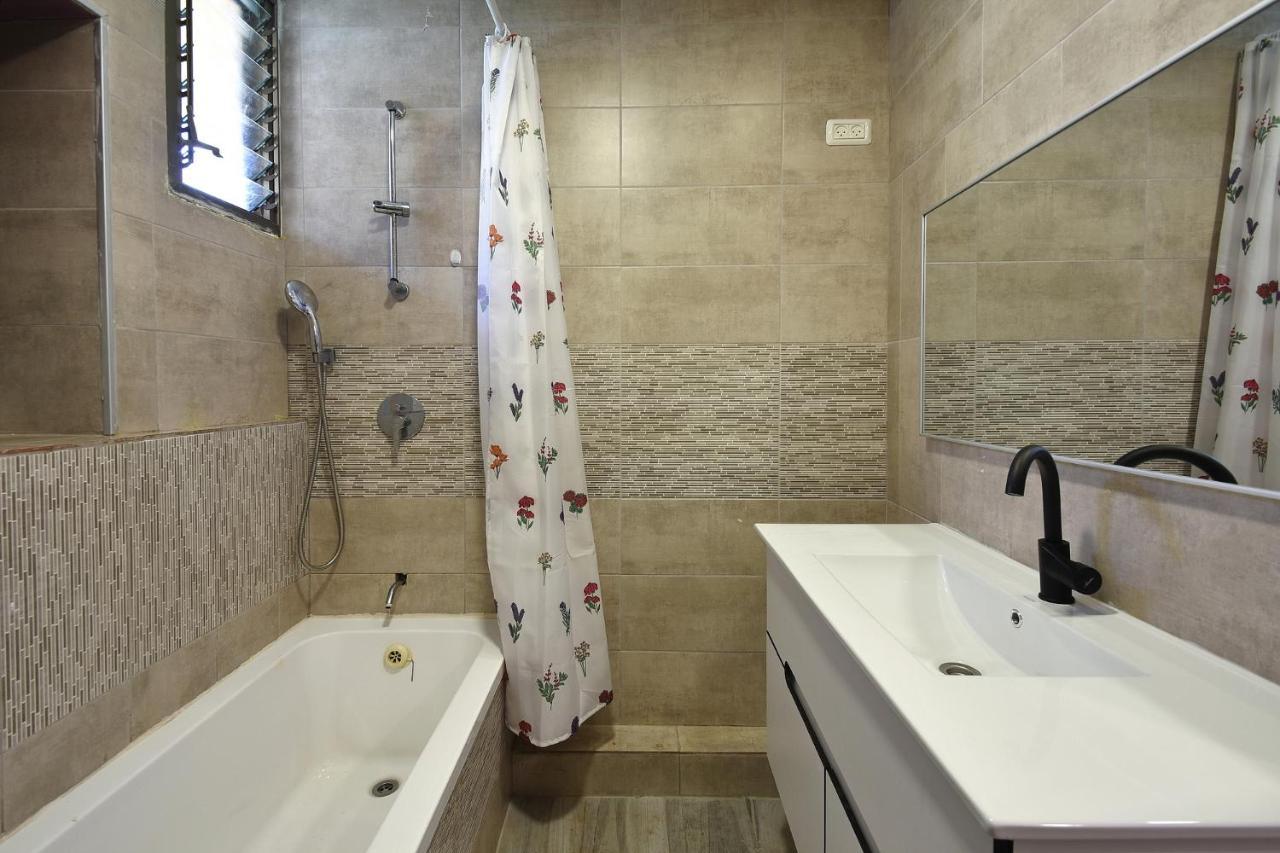 Levication 2 Bedrooms Pool&Jacuzzi Tiberias Bagian luar foto