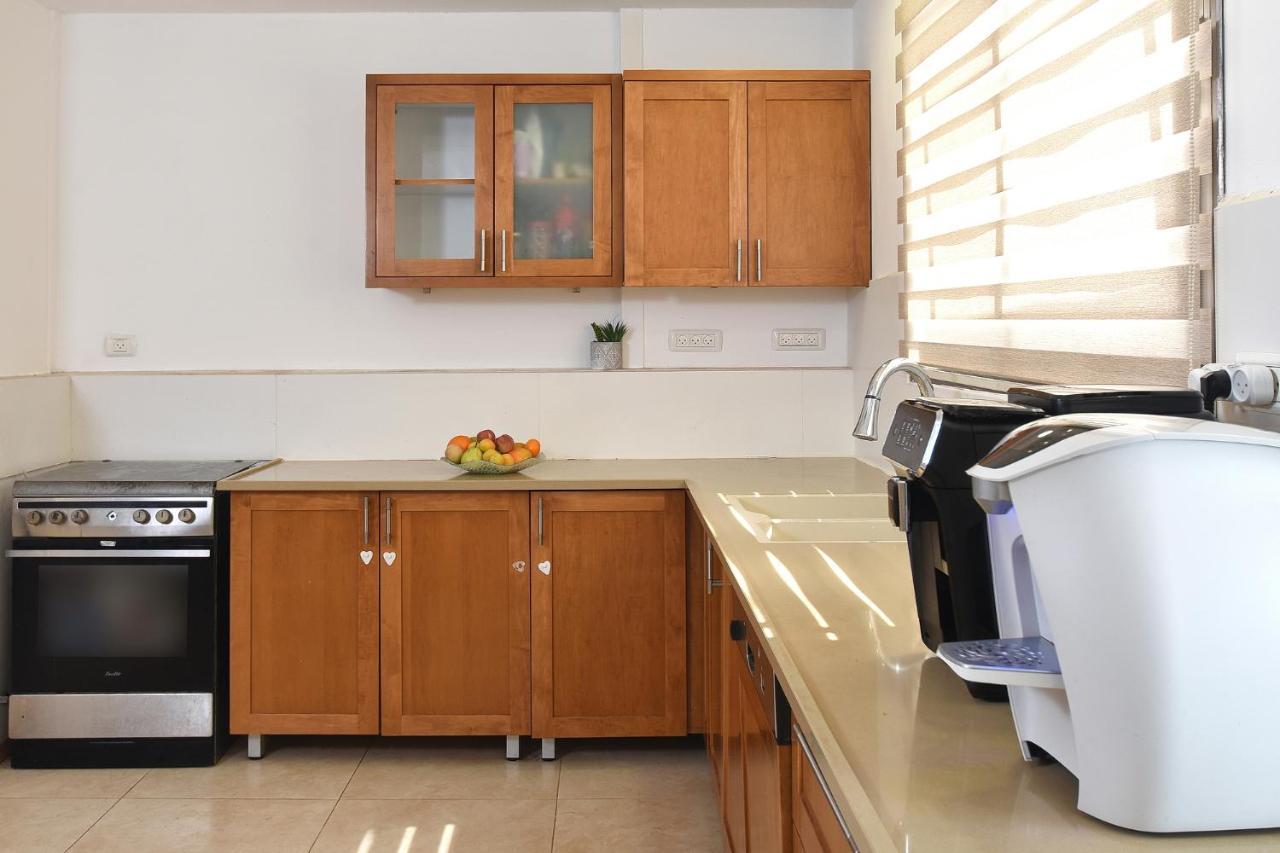 Levication 2 Bedrooms Pool&Jacuzzi Tiberias Bagian luar foto