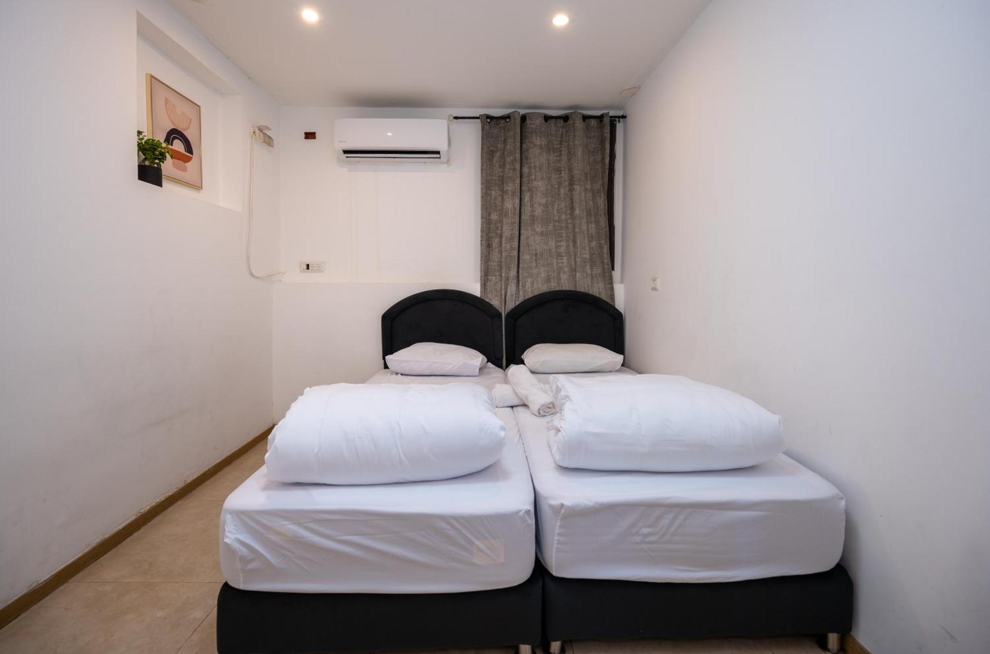 Levication 2 Bedrooms Pool&Jacuzzi Tiberias Bagian luar foto