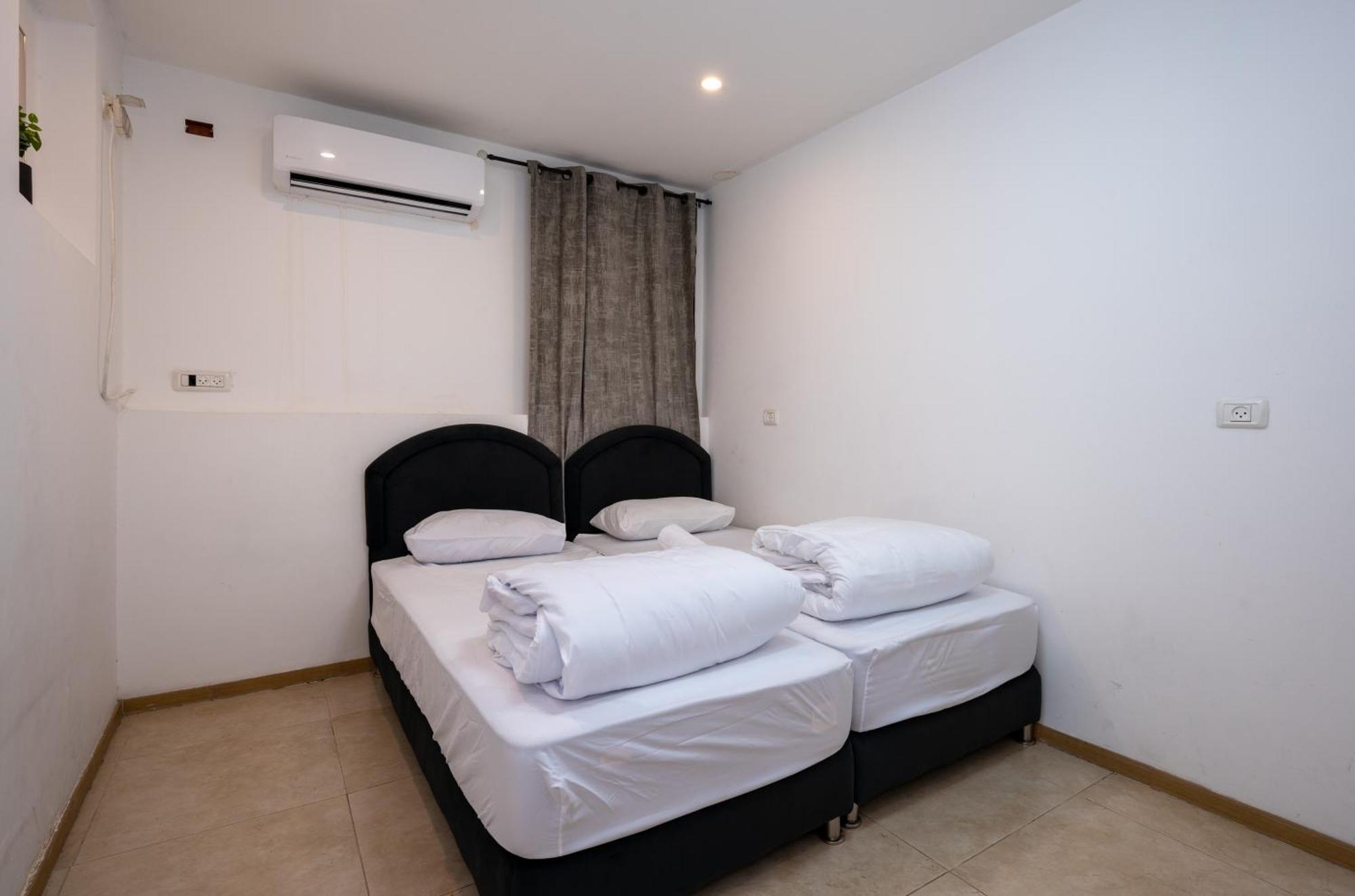 Levication 2 Bedrooms Pool&Jacuzzi Tiberias Bagian luar foto