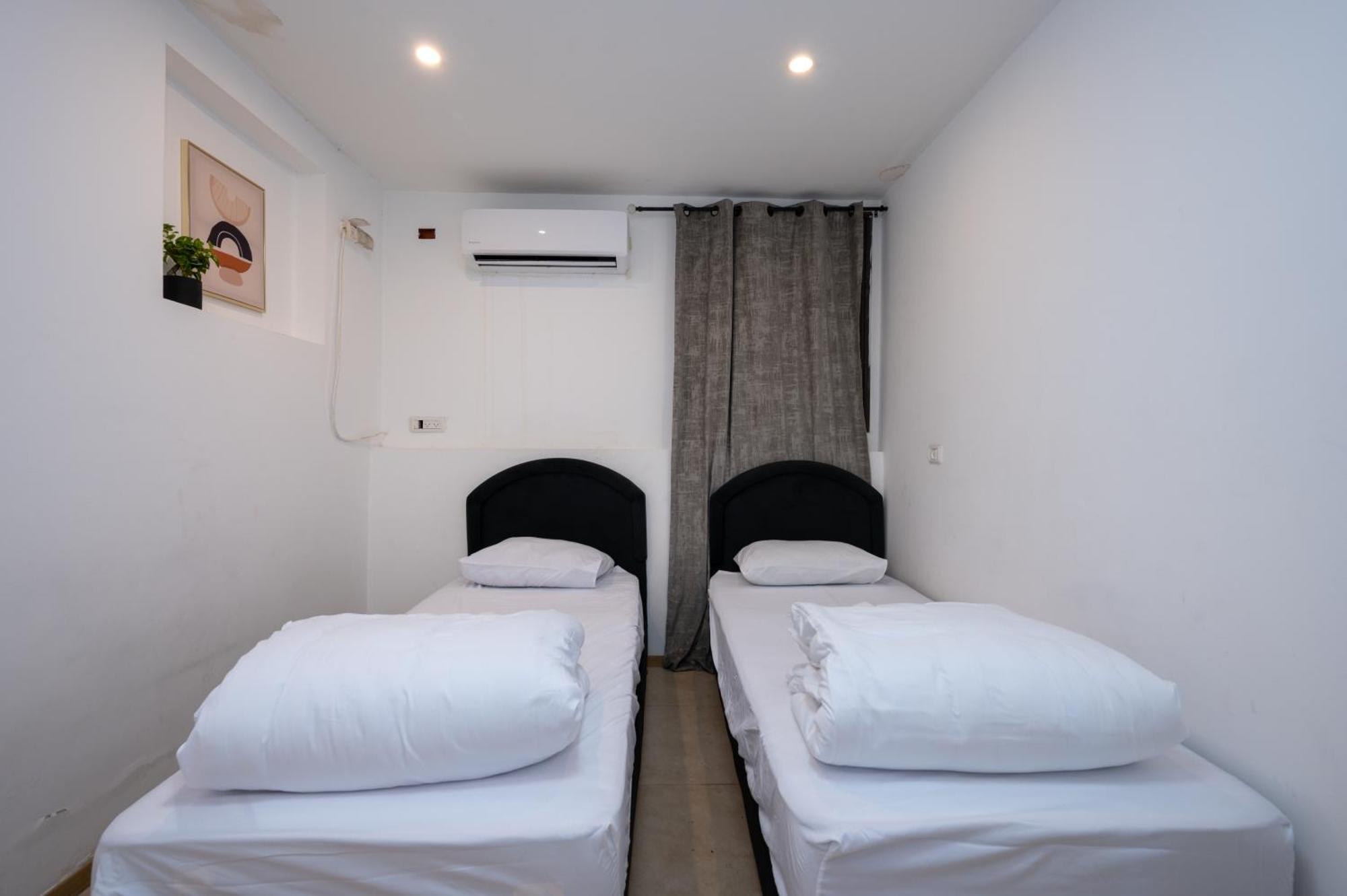 Levication 2 Bedrooms Pool&Jacuzzi Tiberias Bagian luar foto